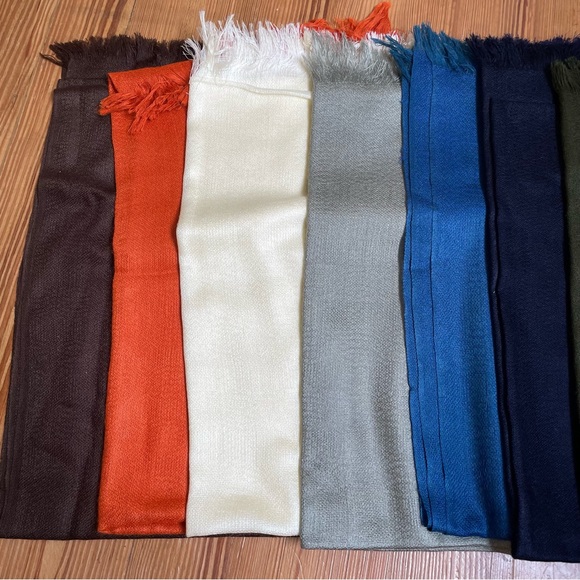 NWT elegant handmade Ecuador Alpaca scarf - Picture 2 of 9